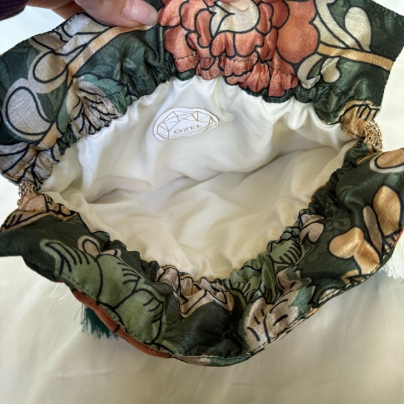 Ozel Bohemian, printed green tassel bag - Picture 11 of 12